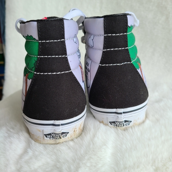 EXCELLENT Condition Peanuts Comics Vans High Tops - Picture 2 of 11